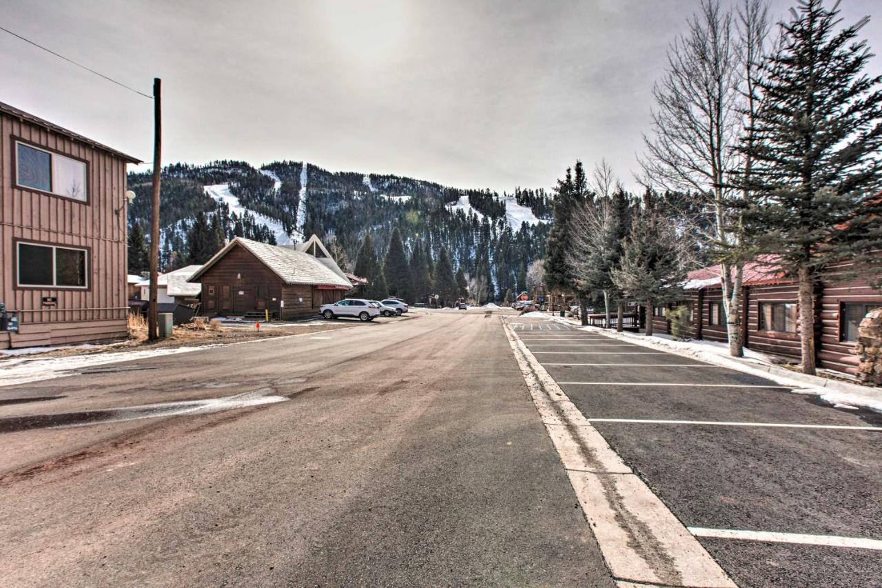 Cozy Red River Condo - Walk To Chair Lift! Exteriér fotografie